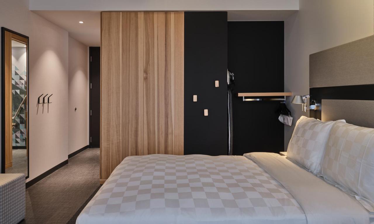 Alt Hotel Calgary University District Экстерьер фото