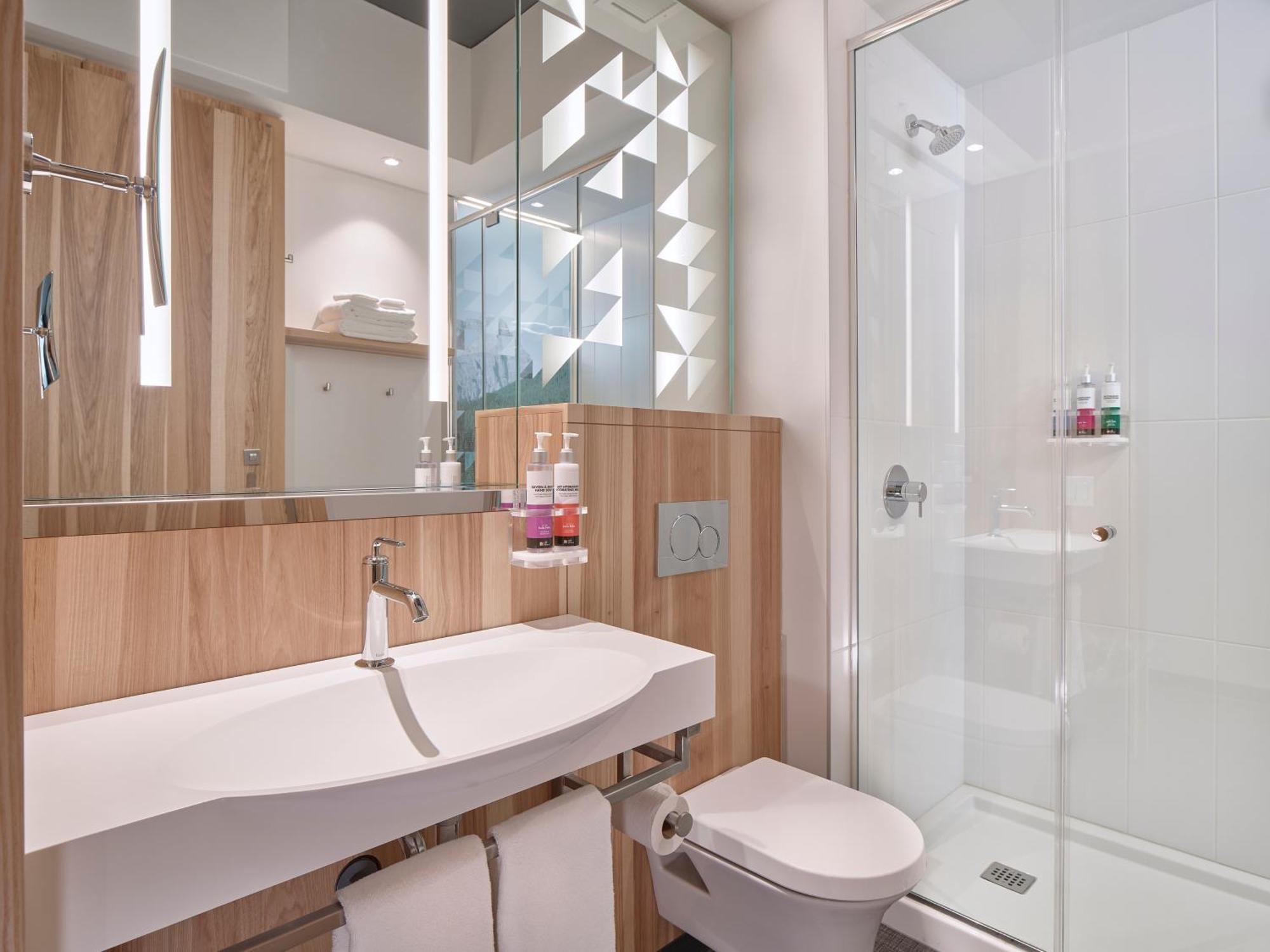 Alt Hotel Calgary University District Экстерьер фото